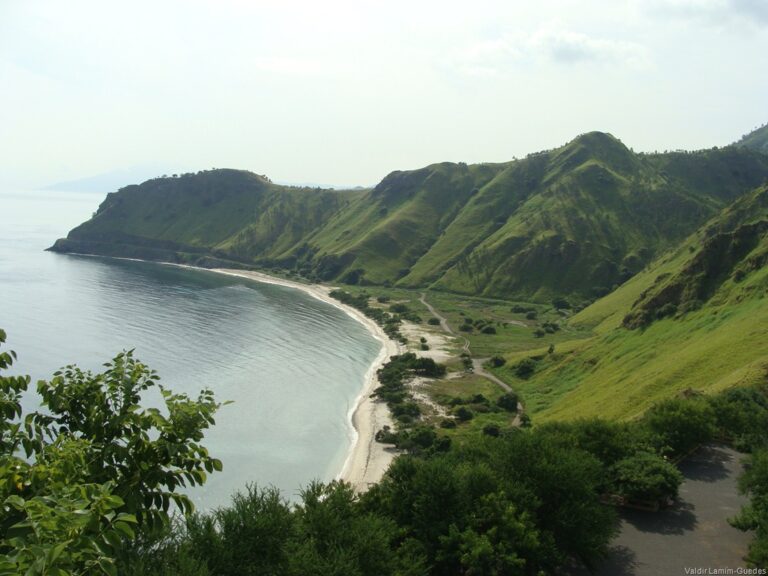 beleza natural da praia de leste