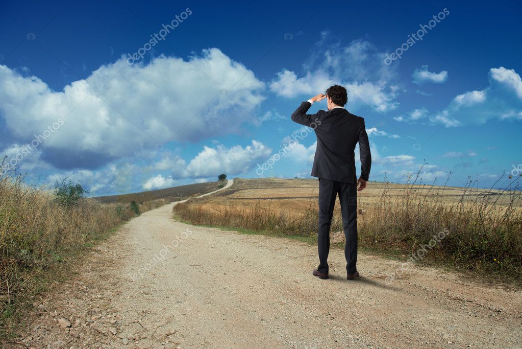 caminho em direcao a um horizonte profissional