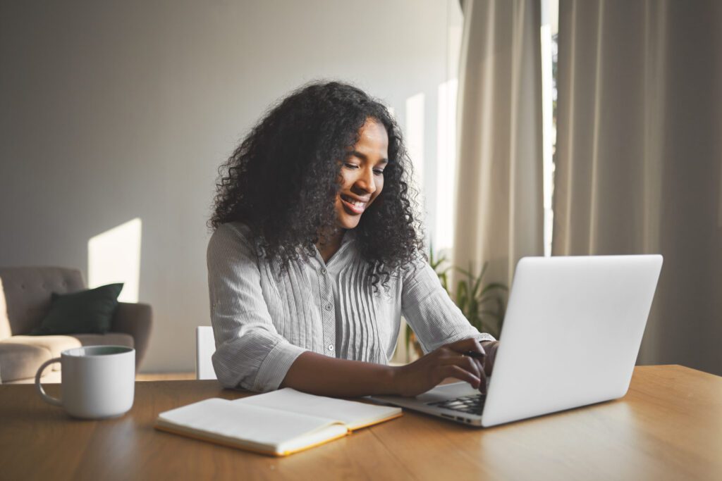 Por que fiz EAD e ainda não consigo emprego no mercado de trabalho