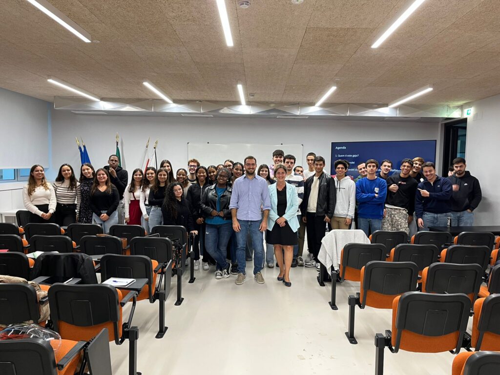 estudantes em aula de recursos humanos 1