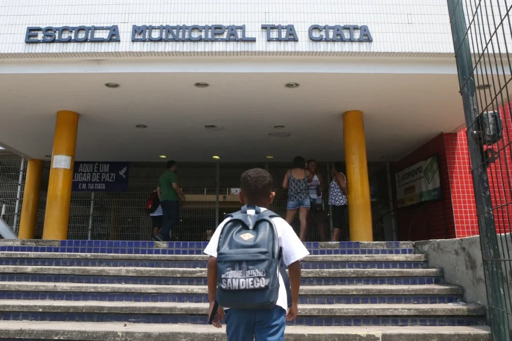 O que você precisa saber sobre a Escola Municipal Tia Ciata