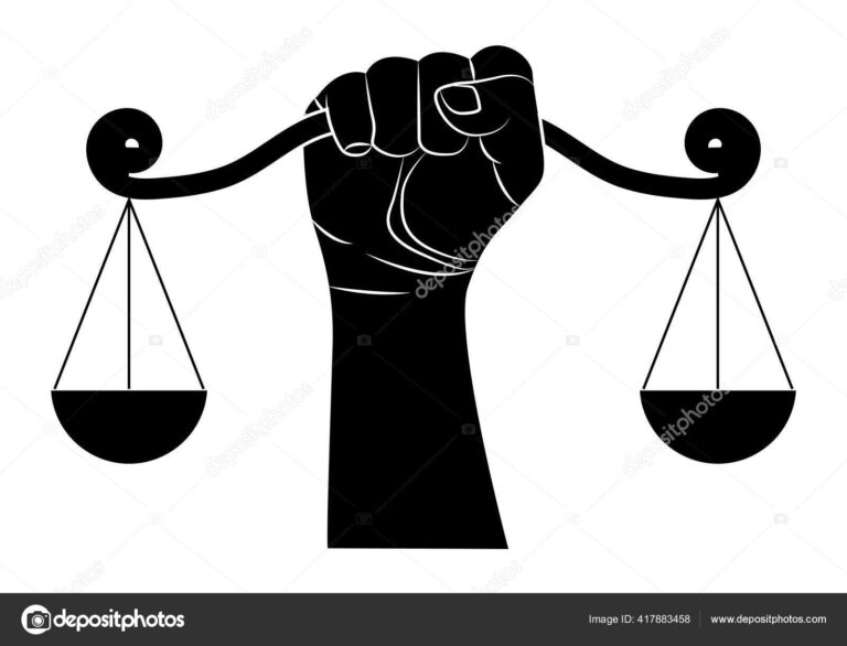 maos segurando uma balanca da justica 2